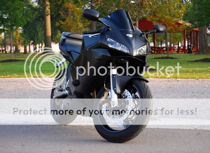 http://img.photobucket.com/albums/v289/EclipseBlur/DSC_0296a.jpg