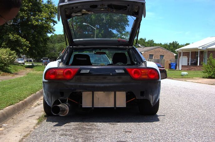 http://i24.photobucket.com/albums/c28/punxva/DSC_0001-24.jpg