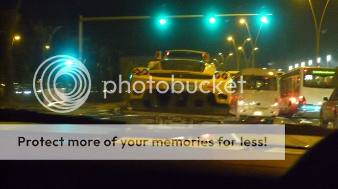 http://i579.photobucket.com/albums/ss234/Eshyn/Abu%20Dhabi/P1000962.jpg