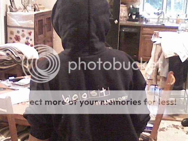 http://img.photobucket.com/albums/v225/bennyfizzle/Funny%20Shit/leisaboost.jpg