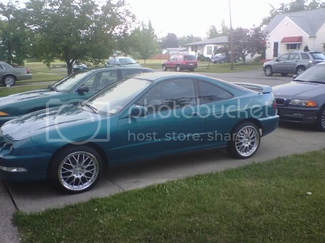 http://i196.photobucket.com/albums/aa319/analbucket/mikesintegra.jpg