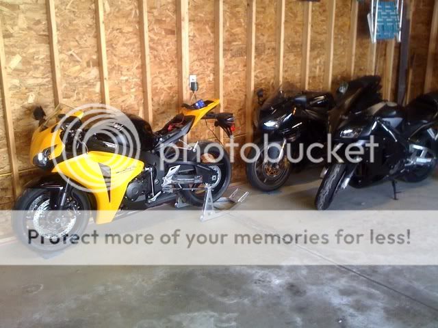 http://img.photobucket.com/albums/v289/EclipseBlur/photo788.jpg