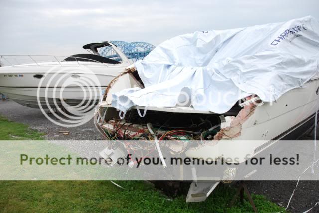 http://i136.photobucket.com/albums/q181/blastoffinc/Sunken%20boat/DSC_0017.jpg