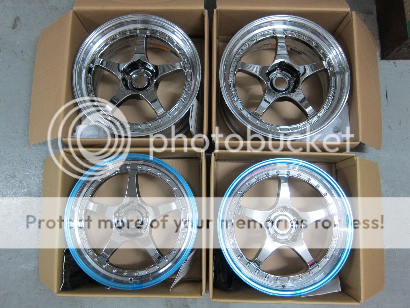 http://i89.photobucket.com/albums/k217/Rexchris66/JDM%20Wheelsssssssss%203/AME%20Circlar%20Spec%20M%20-%2013%20Mar%202014/IMG_9579_zps0380f3e9.jpg