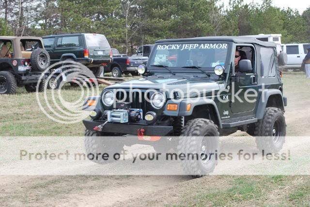 http://i480.photobucket.com/albums/rr161/breetimejay/offroad113.jpg
