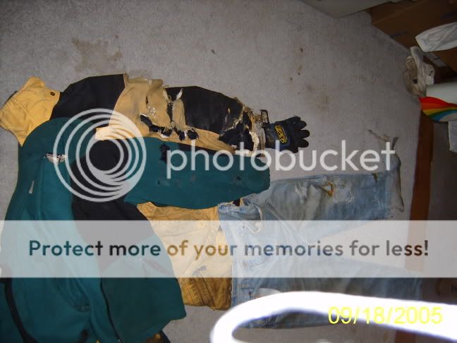 http://img.photobucket.com/albums/v467/badnewsmini/Picture008.jpg