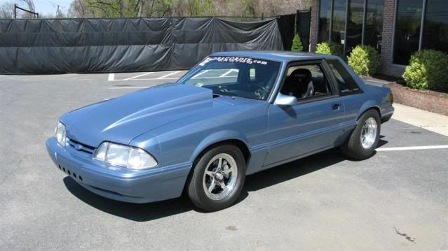 http://i4.photobucket.com/albums/y116/purevil93/90%20notchback/1990notch4-18-09007Large.jpg