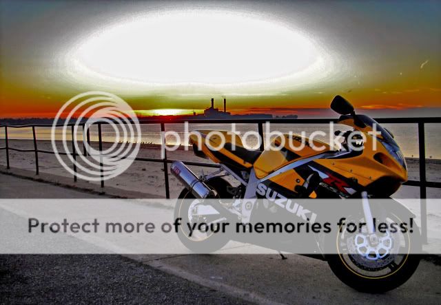 http://i20.photobucket.com/albums/b206/LostPerfectFlaw/bikestuff/DSCN1928.jpg
