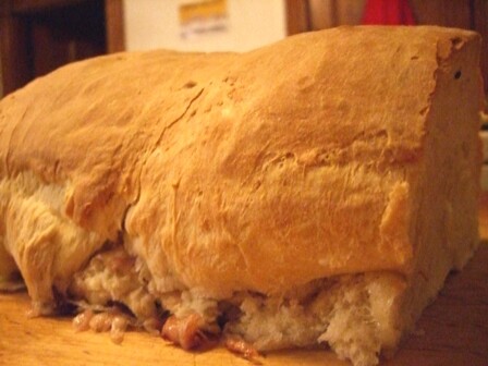 http://kitchenilliterate.files.wordpress.com/2007/03/monster-bread.jpg