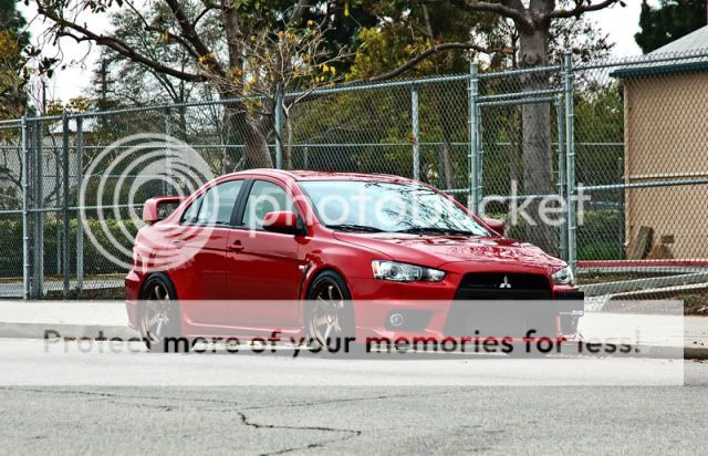 http://i19.photobucket.com/albums/b171/justalilskater69/800-1.jpg
