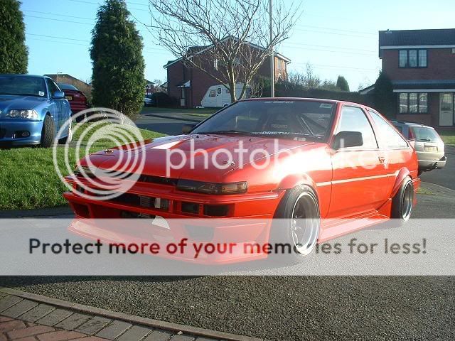 http://i144.photobucket.com/albums/r174/Englshmadesimple/cars/DSCF0062.jpg