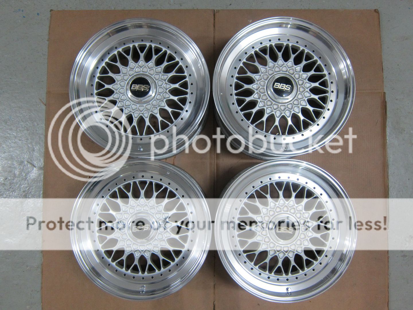 http://i89.photobucket.com/albums/k217/Rexchris66/JDM%20Wheelsssssssss%203/BBS%20RS%20-%2027%20Jan%202014/IMG_9142_zpsb7829a90.jpg