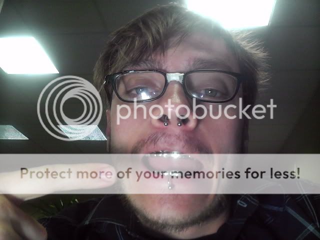http://img.photobucket.com/albums/v516/ctnewman2/P4130049.jpg