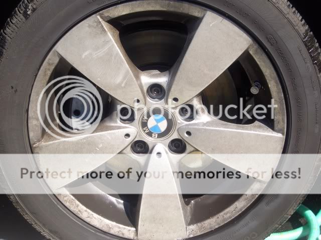 http://i240.photobucket.com/albums/ff31/kramerbuccs24/car%20detailing/e878e9ce.jpg