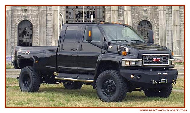 http://www.madness-us-cars.com/actualite-vehicules-americains/transformers-gmc-topkick-autobot-ironhide.jpg