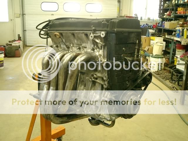 http://i197.photobucket.com/albums/aa271/shrekb18/CRX723.jpg?t=1232860913