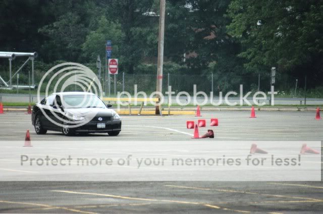 http://i240.photobucket.com/albums/ff31/kramerbuccs24/Altima%20SE-R/9f7ad369.jpg