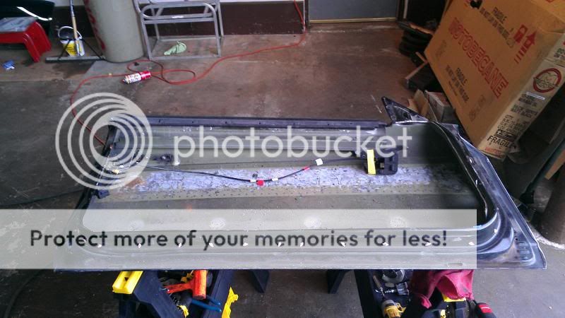 http://i4.photobucket.com/albums/y133/naaby2687/Black%20Mustang/IMAG4403_zps2374d99c.jpg