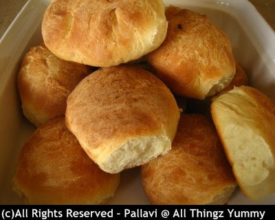 http://3.bp.blogspot.com/_TORh_S4GWH0/STBbS1O5ZkI/AAAAAAAAC_M/4UZgGp4n1yI/s400/ThanksgivingRolls1.jpg