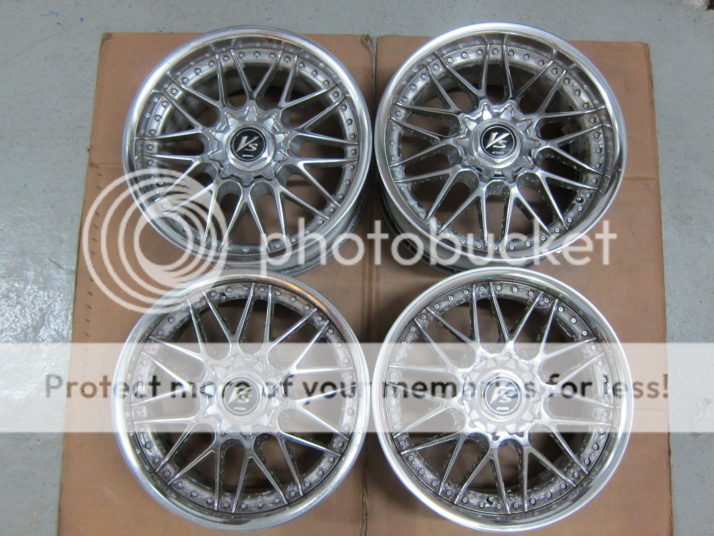 http://i89.photobucket.com/albums/k217/Rexchris66/JDM%20Wheelssssssss%202/Work%20VS-XX_V1%20-%2024%20Apr%202013/IMG_1969_zps99afa4fd.jpg