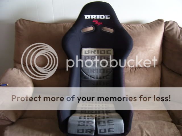http://i7.photobucket.com/albums/y270/thejeremiah/Hatchy%20and%20parts/101_2004.jpg