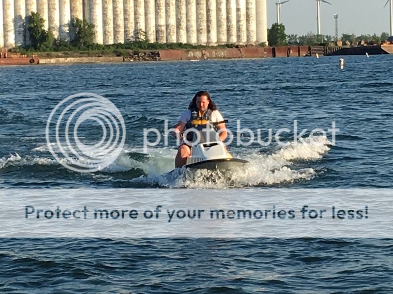 http://i55.photobucket.com/albums/g156/91MR2_photos/1989%20Sea%20Doo/SD1_zpsmlgx2htj.jpg