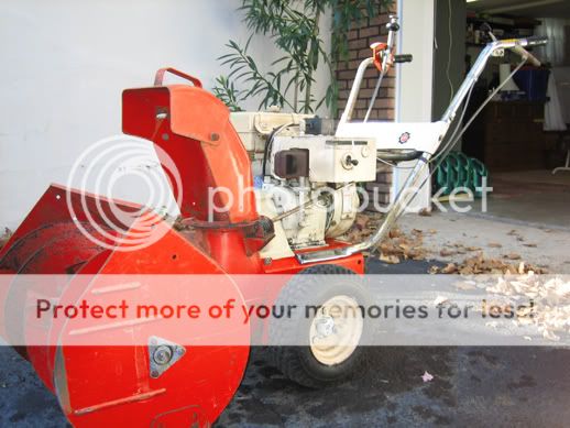 http://i252.photobucket.com/albums/hh38/professorpi/Ariens/Left.jpg