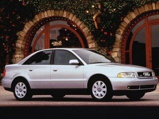 http://images.dealer.com/autodata/us/stockphoto/2001/USB10AUC013A0.jpg