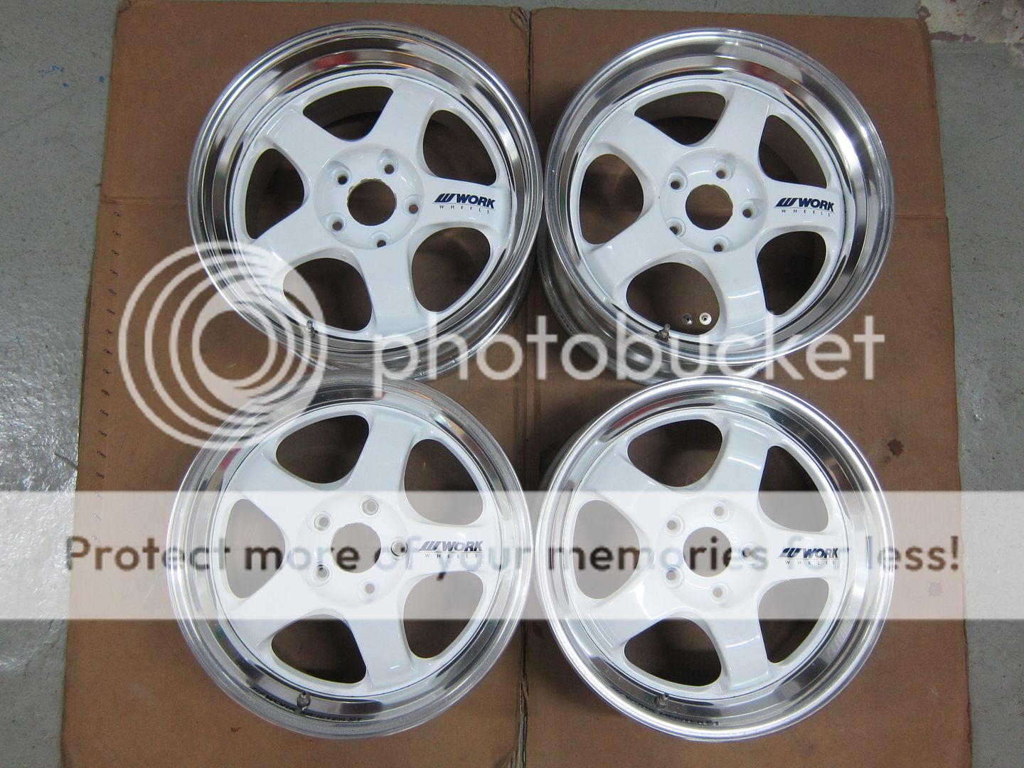 http://i89.photobucket.com/albums/k217/Rexchris66/JDM%20Wheelssssssss%202/Work%20S1%20-%204%20Jun%202013/IMG_2950_zps413a8977.jpg