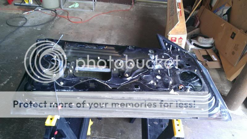 http://i4.photobucket.com/albums/y133/naaby2687/Black%20Mustang/IMAG4400_zps10fa3b87.jpg