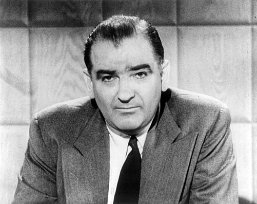 http://upload.wikimedia.org/wikipedia/commons/thumb/f/fa/Joseph_McCarthy.jpg/501px-Joseph_McCarthy.jpg