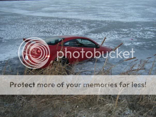 http://i9.photobucket.com/albums/a94/xBKTx/lolz/n526619001_1692501_2283.jpg