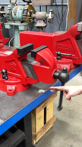 Fireball Tool 510 Hardtail Vise Opening Up