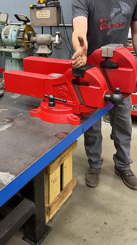 Fireball Tool 510 Hardtail Vise Compared To The Fireball Tool 614 Hardtail Vise