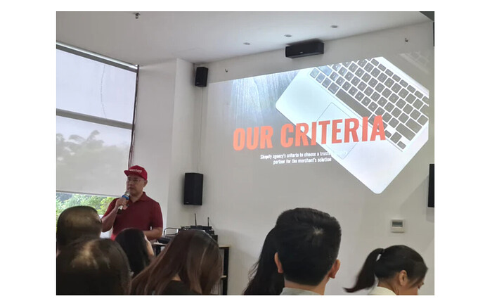 Ảnh chụp Màn hình 2022-09-15 lúc 10.59.00.png